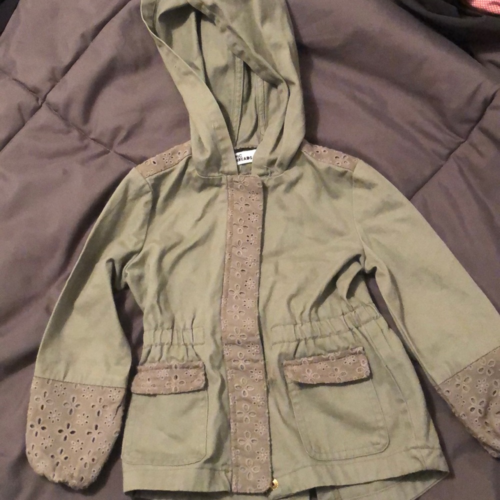 Girls 3T Epic Threads hooded jacket, lightweight